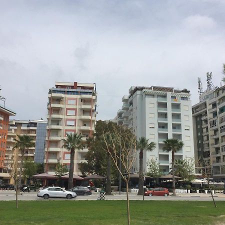 Sea View Apartment Onorato 1 Vlorë Eksteriør billede